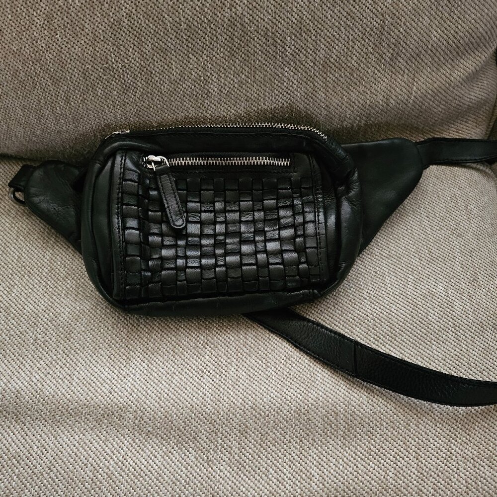 Waist pack/ fanny pack